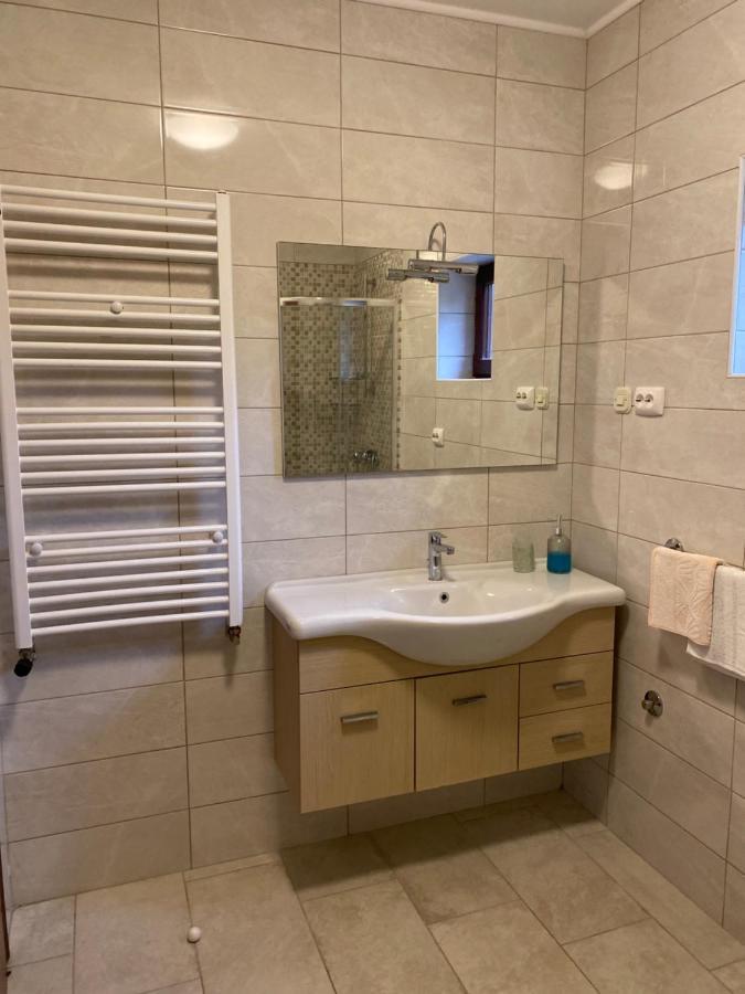Apartment Mare Krk Milohnici Exterior foto
